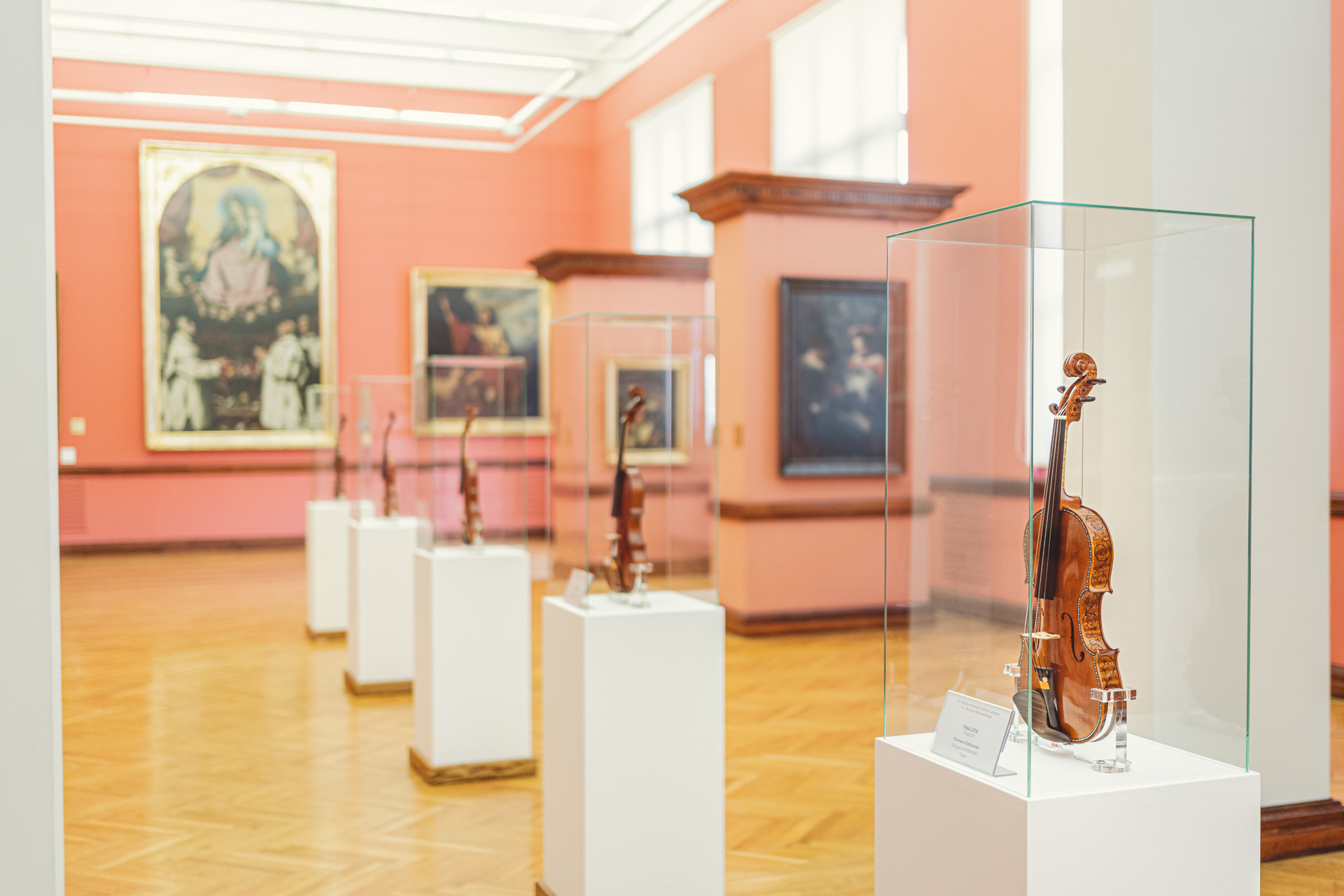 Wystawa najlepszych skrzypiec Konkursu w Muzeum Narodowym w Poznaniu